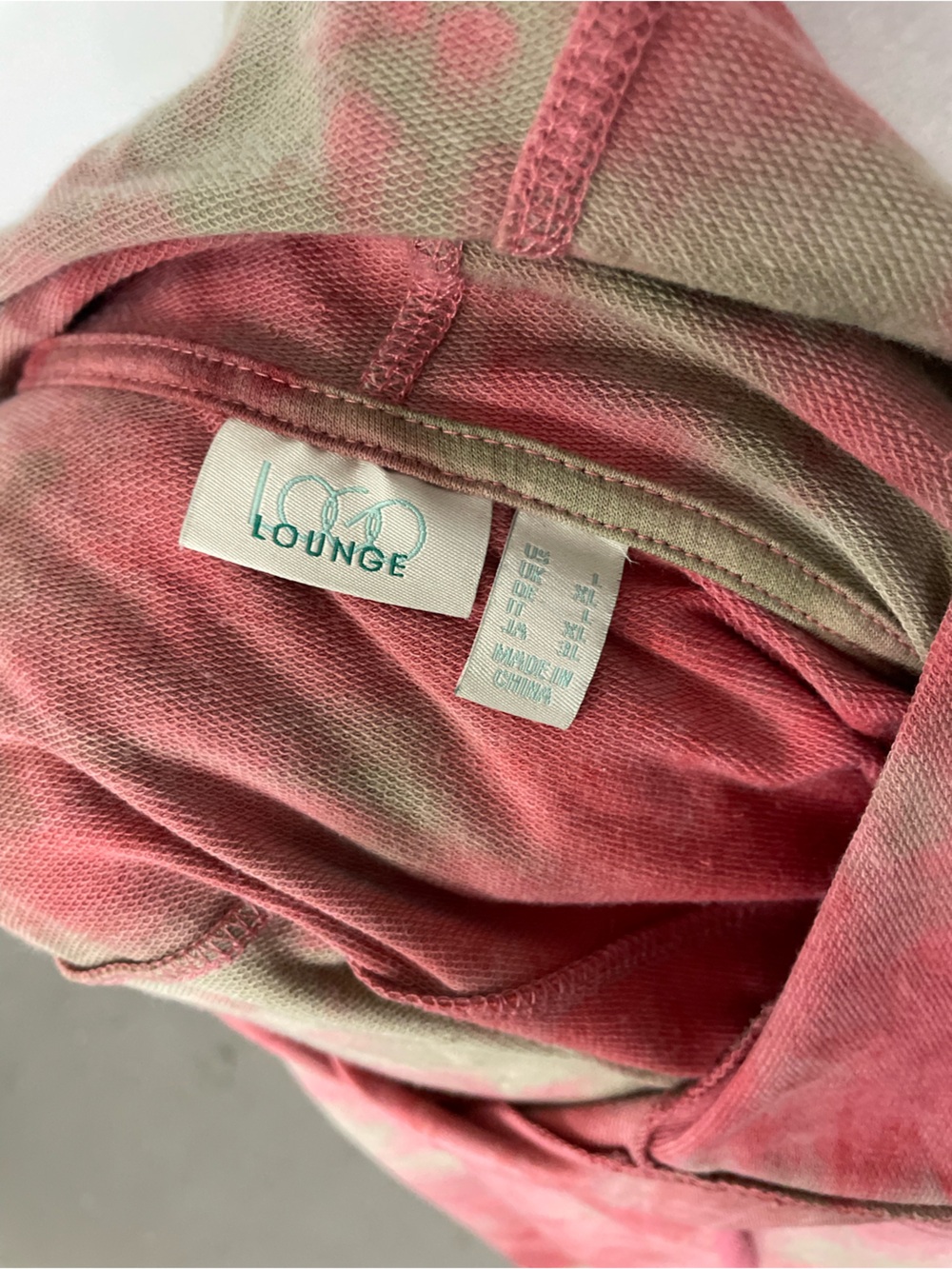 Tie-Dye Hooded Pullover Tunic in Coral & Olive - Picture 4 of 4